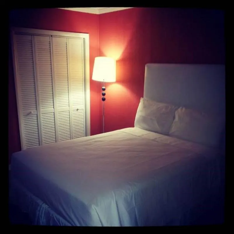 *** Otel Two Turtles Inn George Town Bahamalar